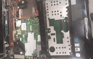 Przełożenie matrycy w laptopie Toshiba
