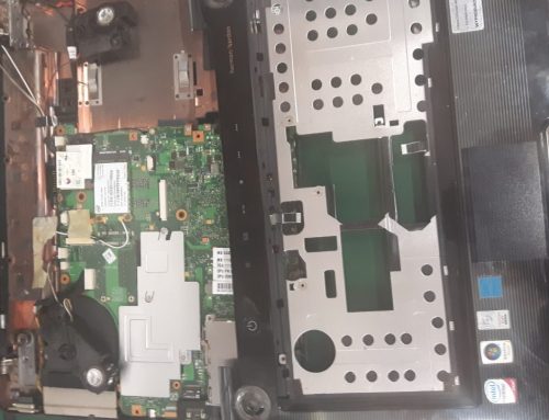 Przełożenie matrycy z jednego laptopa Toshiba do drugiego laptopa Toshiba